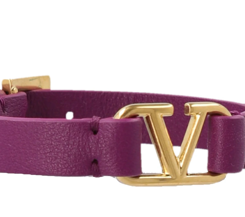 Valentino Plaque Buckled Leather Bracelet